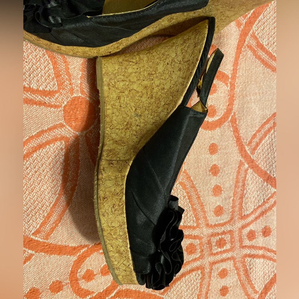 CL by Laundry black satin wedge - Picture 4 of 7